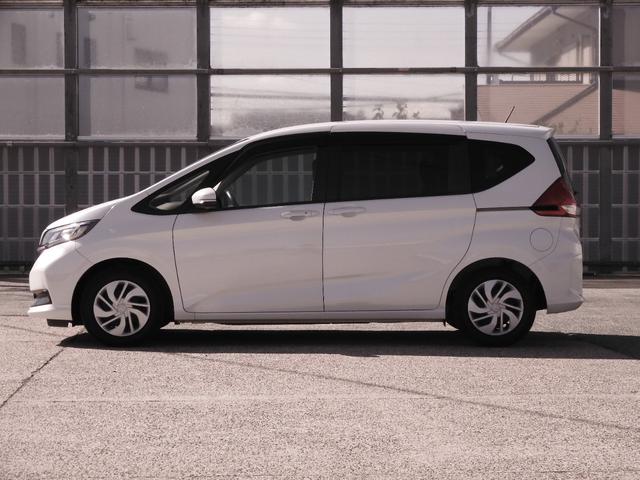 フリード Ｇ・ホンダセンシング　ワンオーナー車　７インチナビ（純正用品ＶＸＭ－２１４ＶＦｉ）バックカメラ　ドラレコ　ＥＴＣ　両側電動スライドドア　シートヒーター　Ｂｌｕｅｔｏｏｔｈ　ＬＥＤオートライト　衝突被害軽減ブレーキ（16枚目）