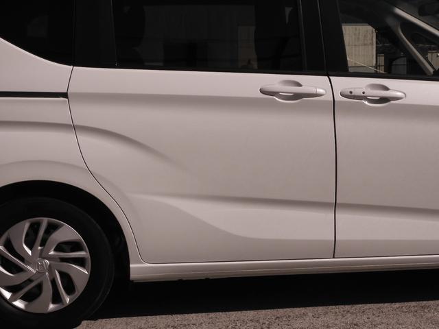 フリード Ｇ・ホンダセンシング　ワンオーナー車　７インチナビ（純正用品ＶＸＭ－２１４ＶＦｉ）バックカメラ　ドラレコ　ＥＴＣ　両側電動スライドドア　シートヒーター　Ｂｌｕｅｔｏｏｔｈ　ＬＥＤオートライト　衝突被害軽減ブレーキ（32枚目）