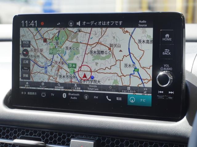 ＺＲ－Ｖ ｅ：ＨＥＶＺ　ワンオーナー　９インチＨｏｎｄａＣＯＮＮＥＣＴディスプレー　全周囲カメラ　ＥＴＣ２．０　渋滞追従クルーズ　ハンドルヒーター　Ｂｌｕｅｔｏｏｔｈ　シートヒーター　デイライト　禁煙車　いまコレ＋（3枚目）