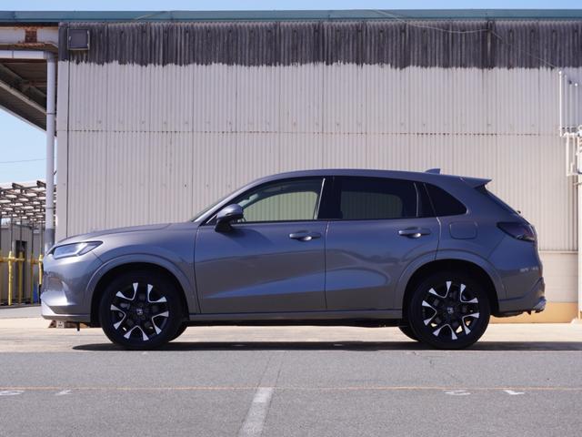 ＺＲ－Ｖ ｅ：ＨＥＶＺ　ワンオーナー　９インチＨｏｎｄａＣＯＮＮＥＣＴディスプレー　全周囲カメラ　ＥＴＣ２．０　渋滞追従クルーズ　ハンドルヒーター　Ｂｌｕｅｔｏｏｔｈ　シートヒーター　デイライト　禁煙車　いまコレ＋（6枚目）