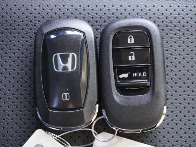 ＺＲ－Ｖ ｅ：ＨＥＶＺ　ワンオーナー　９インチＨｏｎｄａＣＯＮＮＥＣＴディスプレー　全周囲カメラ　ＥＴＣ２．０　渋滞追従クルーズ　ハンドルヒーター　Ｂｌｕｅｔｏｏｔｈ　シートヒーター　デイライト　禁煙車　いまコレ＋（37枚目）