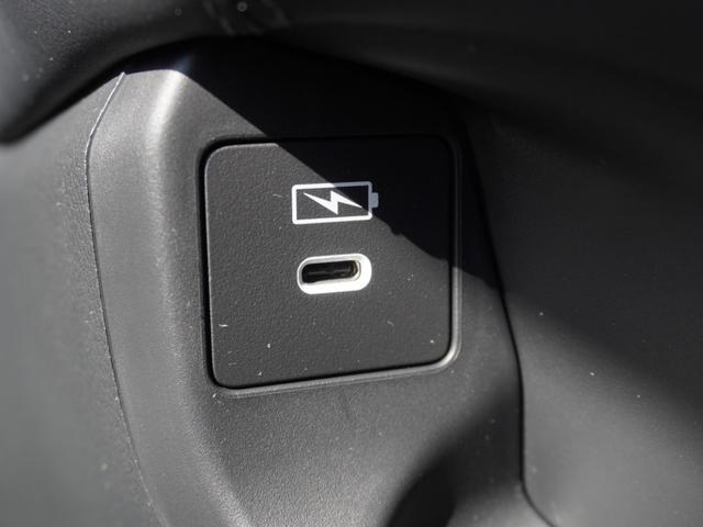 ＺＲ－Ｖ ｅ：ＨＥＶＺ　ワンオーナー　９インチＨｏｎｄａＣＯＮＮＥＣＴディスプレー　全周囲カメラ　ＥＴＣ２．０　渋滞追従クルーズ　ハンドルヒーター　Ｂｌｕｅｔｏｏｔｈ　シートヒーター　デイライト　禁煙車　いまコレ＋（69枚目）