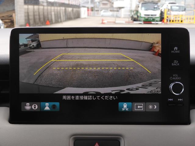 ヴェゼル ｅ：ＨＥＶＺ・ＰＬａＹパッケージ　デモカー　９インチナビ　全周囲カメラ　ＥＴＣ２．０　ドラレコ　渋滞追従クルーズ　前席シートヒーター　Ｂｌｕｅｔｏｏｔｈ　障害物センサー　デイライト　ガラスルーフ　ＢＳＩ　後席出庫サポート　禁煙車（4枚目）