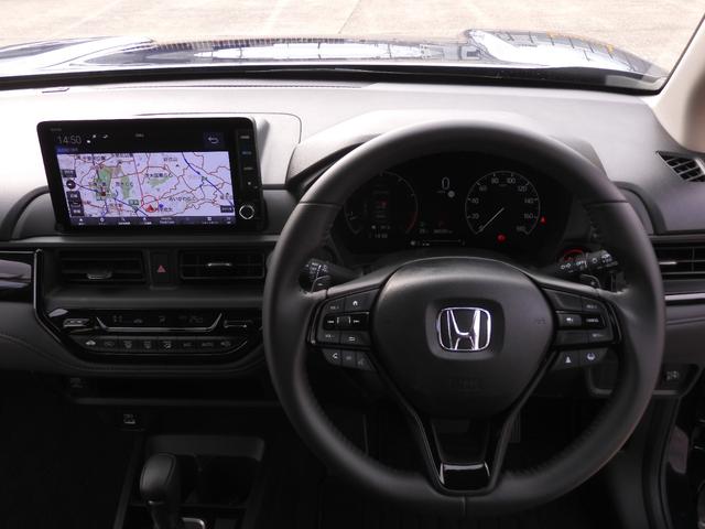 ＷＲ－Ｖ Ｚブラックスタイル　９インチ純正ナビ　フロントドラレコ　ＥＴＣ　ＬＥＤヘッドライトＬＥＤフォグライト　１７インチアルミホイール　パドルシフト　本革巻ステアリング　コンビシー　パーセルカバー　７インチ　デジタルメーター（9枚目）