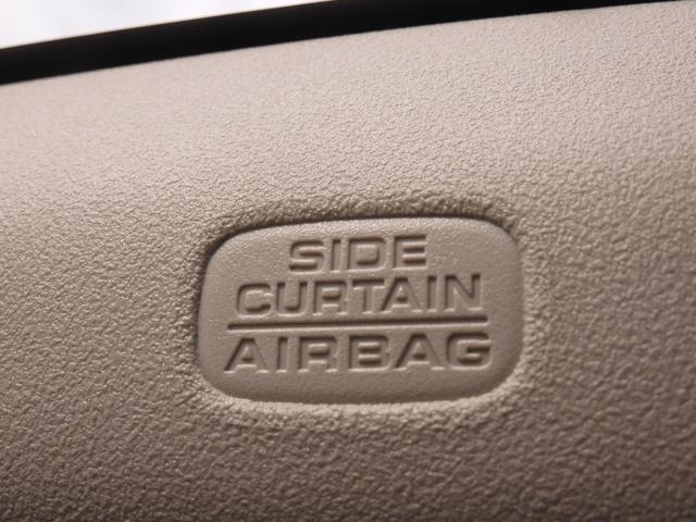 ＷＲ－Ｖ Ｚブラックスタイル　９インチ純正ナビ　フロントドラレコ　ＥＴＣ　ＬＥＤヘッドライトＬＥＤフォグライト　１７インチアルミホイール　パドルシフト　本革巻ステアリング　コンビシー　パーセルカバー　７インチ　デジタルメーター（12枚目）