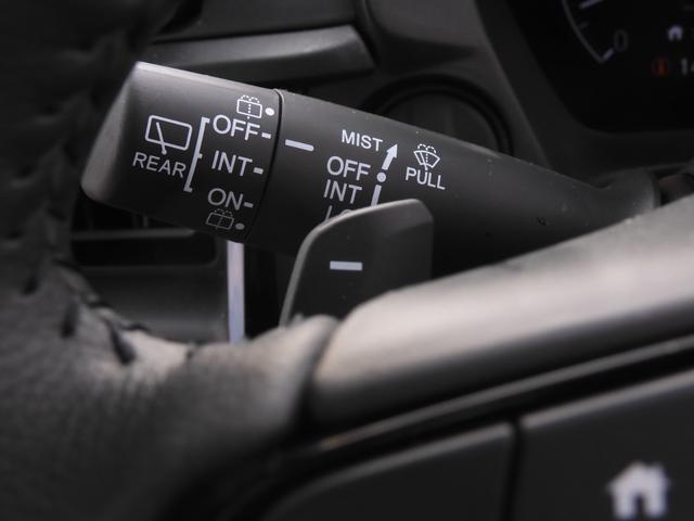 ＷＲ－Ｖ Ｚブラックスタイル　９インチ純正ナビ　フロントドラレコ　ＥＴＣ　ＬＥＤヘッドライトＬＥＤフォグライト　１７インチアルミホイール　パドルシフト　本革巻ステアリング　コンビシー　パーセルカバー　７インチ　デジタルメーター（52枚目）