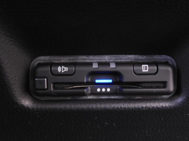 フィット ホーム ワンオーナー 9インチ純正ナビ バックカメラ ドラレコ ETC 渋滞追従クルーズ Bluetooth接続 LEDデイライト オートハイビーム 障害物センサー CD/DVD再生 フルセグTV 禁煙車(6枚目)