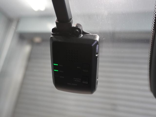 フィット ＲＳ　当社デモカー　純正メモリーナビ　ホンダセンシング　ＬＥＤヘッドライト　ＥＴＣ　ドライブレコーダー　Ｕ－ＳｅｌｅｃｔＰｌｅｍｉｕｍホッと保証２年間走行無制限（4枚目）