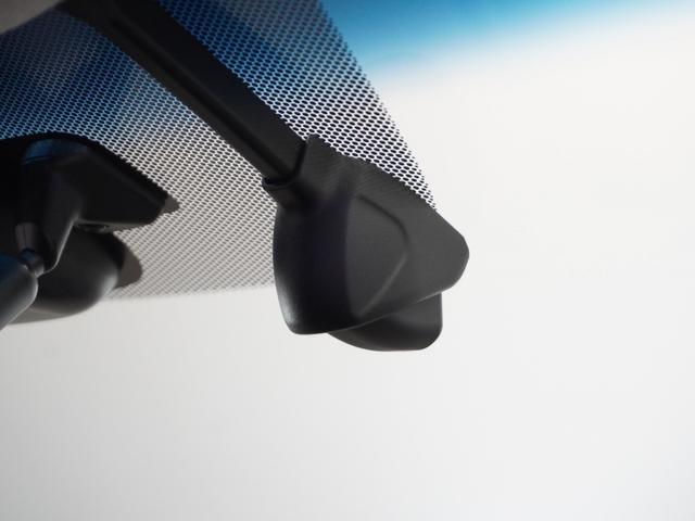 フリード Ｇ・ホンダセンシング　２年保証ナビＲカメＤレコＥＴＣ両電扉ＢＴ地デジ　アダプティブクルーズコントロール　Ｂｌｕｅｔｏｏｔｈ　シートヒーター　ＬＥＤヘッドライト　フルセグＴＶ　ＤＶＤ再生　スペアキー有り（4枚目）