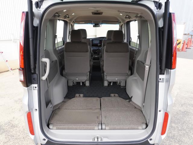 ステップワゴン Ｇ・ＥＸホンダセンシング　ワンオーナー　９インチナビ　社外アルミホイール　バックカメラ　ＥＴＣ　アダプティブクルーズコントロール　両側電動スライドドア　Ｂｌｕｅｔｏｏｔｈ　ＬＥＤヘッドライト　衝突被害軽減ブレーキ　禁煙車（11枚目）