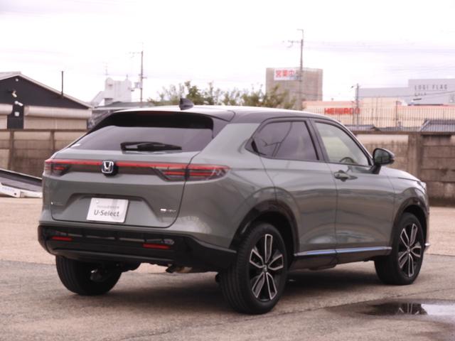 ヴェゼル e:HEVZ・PLaYパッケージ デモカー 9インチナビ 全周囲カメラ ドラレコ ETC2.0対応 アダプティブクルーズコントロール シートヒーター Bluetooth LEDヘッドライト 減速セレクター 純正アルミホイール 禁煙車(15枚目)