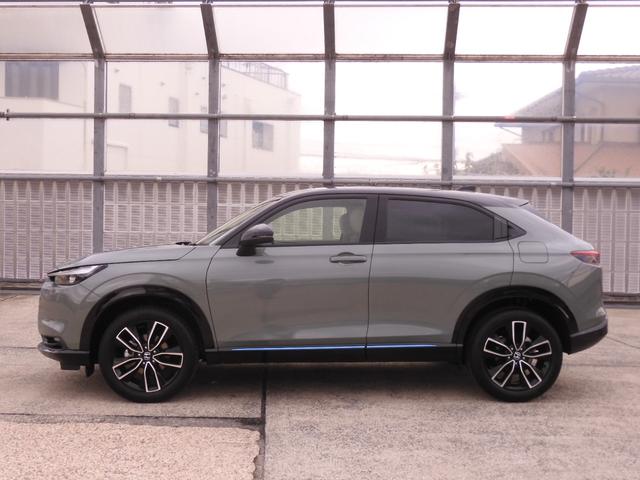 ヴェゼル e:HEVZ・PLaYパッケージ デモカー 9インチナビ 全周囲カメラ ドラレコ ETC2.0対応 アダプティブクルーズコントロール シートヒーター Bluetooth LEDヘッドライト 減速セレクター 純正アルミホイール 禁煙車(16枚目)