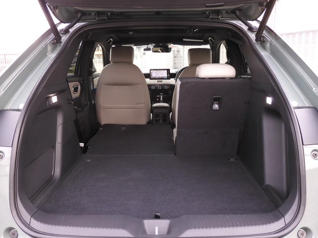 ヴェゼル e:HEVZ・PLaYパッケージ デモカー 9インチナビ 全周囲カメラ ドラレコ ETC2.0対応 アダプティブクルーズコントロール シートヒーター Bluetooth LEDヘッドライト 減速セレクター 純正アルミホイール 禁煙車(46枚目)