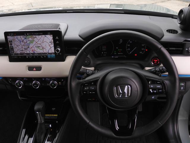 ヴェゼル e:HEVZ・PLaYパッケージ デモカー 9インチナビ 全周囲カメラ ドラレコ ETC2.0対応 アダプティブクルーズコントロール シートヒーター Bluetooth LEDヘッドライト 減速セレクター 純正アルミホイール 禁煙車(47枚目)