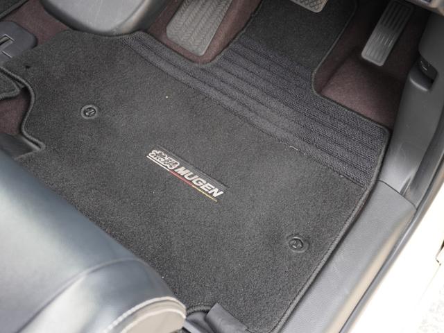 N-BOXカスタム G・EXターボホンダセンシング 8インチナビ バックカメラ ドラレコ ETC アダプティブクルーズコントロール 両側電動スライドドア Bluetooth LEDヘッドライト 衝突被害軽減ブレーキ 純正アルミホイール パドルシフト(40枚目)