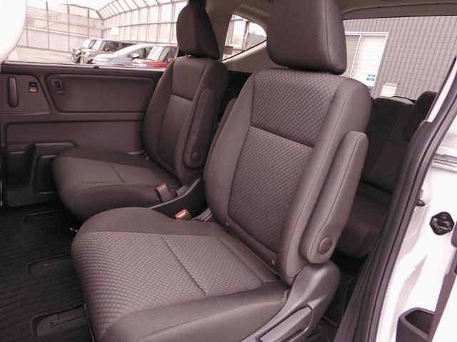 フリード G・ホンダセンシング ワンオーナー車 純正7インチナビ(VXM-224VFi) フルセグTV リアカメラ ETC(ナビ連動)衝突軽減ブレーキ 両側電動ドア シートヒーター ウォークスルー キャンプシート LEDオートライト(10枚目)