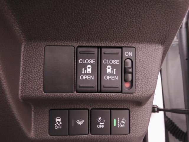 フリード G・ホンダセンシング ワンオーナー車 純正7インチナビ(VXM-224VFi) フルセグTV リアカメラ ETC(ナビ連動)衝突軽減ブレーキ 両側電動ドア シートヒーター ウォークスルー キャンプシート LEDオートライト(17枚目)