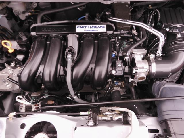 フリード G・ホンダセンシング ワンオーナー車 純正7インチナビ(VXM-224VFi) フルセグTV リアカメラ ETC(ナビ連動)衝突軽減ブレーキ 両側電動ドア シートヒーター ウォークスルー キャンプシート LEDオートライト(20枚目)