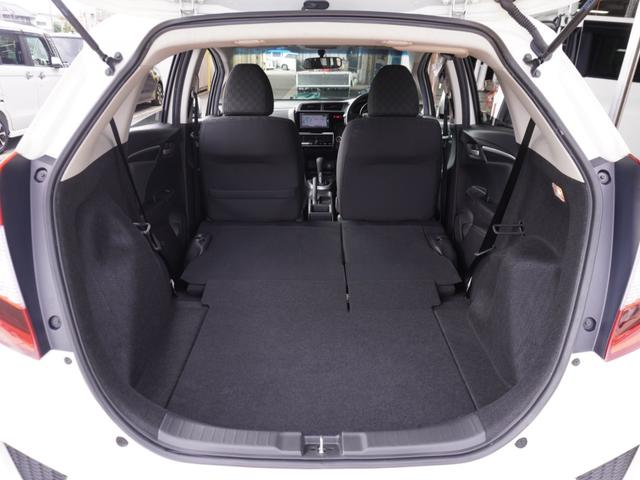 フィット 13G・Fパッケージ ワンオーナー車 純正7インチナビ(VXM-174VFXi) フルセグ リアカメラ ETC チップアップシート アイドリングストップ フロアマット CD DVD Bluetooth SD スマートキー(11枚目)