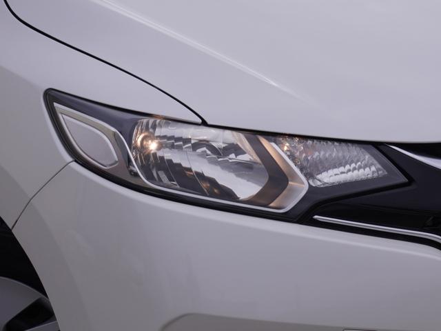 フィット 13G・Fパッケージ ワンオーナー車 純正7インチナビ(VXM-174VFXi) フルセグ リアカメラ ETC チップアップシート アイドリングストップ フロアマット CD DVD Bluetooth SD スマートキー(33枚目)