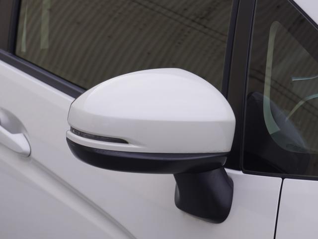 フィット 13G・Fパッケージ ワンオーナー車 純正7インチナビ(VXM-174VFXi) フルセグ リアカメラ ETC チップアップシート アイドリングストップ フロアマット CD DVD Bluetooth SD スマートキー(34枚目)