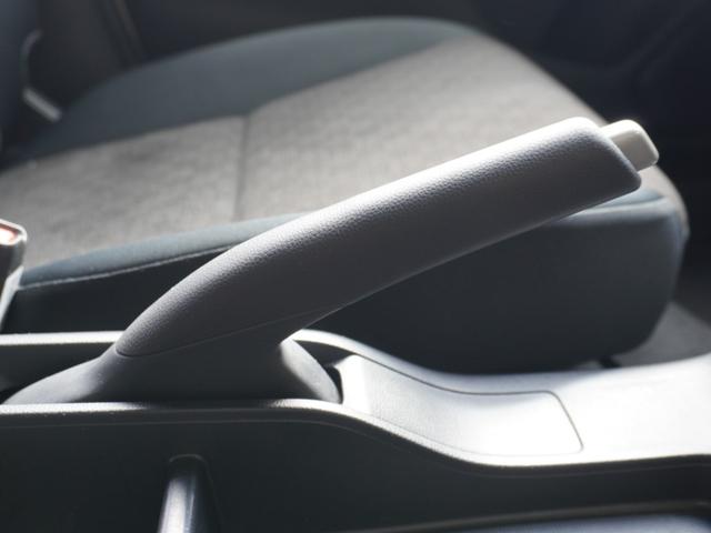 フィット 13G・Fパッケージ ワンオーナー車 純正7インチナビ(VXM-174VFXi) フルセグ リアカメラ ETC チップアップシート アイドリングストップ フロアマット CD DVD Bluetooth SD スマートキー(58枚目)
