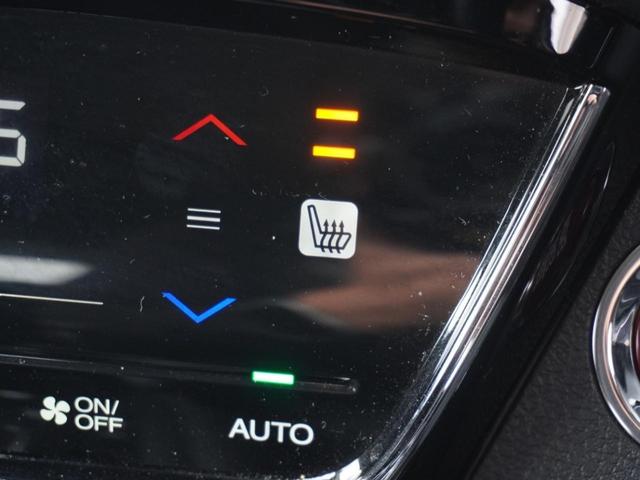 ヴェゼル Ｘ・ホンダセンシング　ワンオーナー　７インチナビ　バックカメラ　ＥＴＣ　アダプティブクルーズコントロール　シートヒーター　Ｂｌｕｅｔｏｏｔｈ　ＵＳＢ入力端子　ＣＤ　ＤＶＤ　ＬＥＤヘッドライト　衝突被害軽減ブレーキ　禁煙車（6枚目）