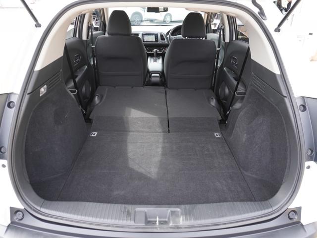 ヴェゼル Ｘ・ホンダセンシング　ワンオーナー　７インチナビ　バックカメラ　ＥＴＣ　アダプティブクルーズコントロール　シートヒーター　Ｂｌｕｅｔｏｏｔｈ　ＵＳＢ入力端子　ＣＤ　ＤＶＤ　ＬＥＤヘッドライト　衝突被害軽減ブレーキ　禁煙車（14枚目）