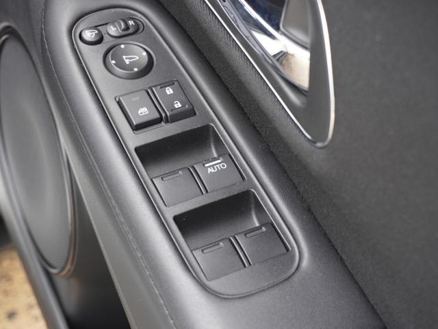 ヴェゼル Ｘ・ホンダセンシング　ワンオーナー　７インチナビ　バックカメラ　ＥＴＣ　アダプティブクルーズコントロール　シートヒーター　Ｂｌｕｅｔｏｏｔｈ　ＵＳＢ入力端子　ＣＤ　ＤＶＤ　ＬＥＤヘッドライト　衝突被害軽減ブレーキ　禁煙車（40枚目）