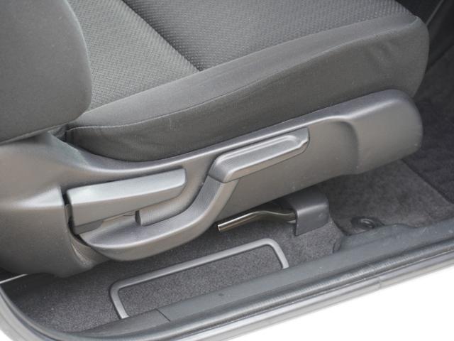 ヴェゼル Ｘ・ホンダセンシング　ワンオーナー　７インチナビ　バックカメラ　ＥＴＣ　アダプティブクルーズコントロール　シートヒーター　Ｂｌｕｅｔｏｏｔｈ　ＵＳＢ入力端子　ＣＤ　ＤＶＤ　ＬＥＤヘッドライト　衝突被害軽減ブレーキ　禁煙車（41枚目）