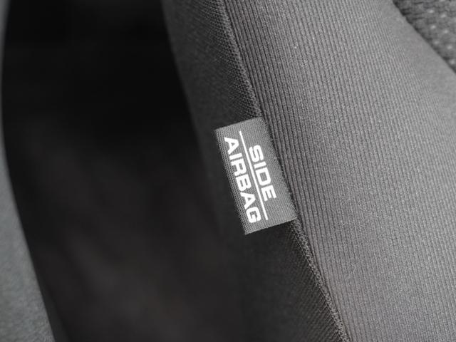 ヴェゼル Ｘ・ホンダセンシング　ワンオーナー　７インチナビ　バックカメラ　ＥＴＣ　アダプティブクルーズコントロール　シートヒーター　Ｂｌｕｅｔｏｏｔｈ　ＵＳＢ入力端子　ＣＤ　ＤＶＤ　ＬＥＤヘッドライト　衝突被害軽減ブレーキ　禁煙車（42枚目）