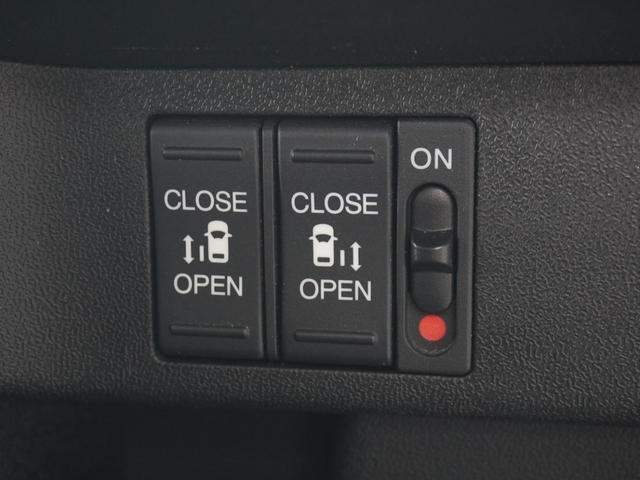 ステップワゴンスパーダ ｅ：ＨＥＶスパーダＧ・ＥＸホンダセンシング　ワンオーナー　９インチメモリーナビ　バックカメラ　ドラレコ　ＥＴＣ２．０　アダプティブクルーズコントロール　両側電動スライドドア　シートヒーター　Ｂｌｕｅｔｏｏｔｈ　ＬＥＤヘッドライト　禁煙車（17枚目）