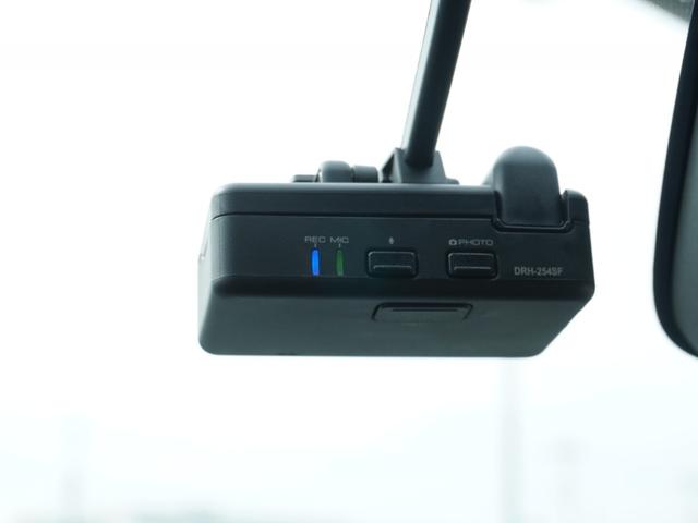 ヴェゼル e:HEVZ デモカー 9インチナビ 全周囲カメラ ドラレコ ETC2.0対応 アダプティブクルーズコントロール シートヒーター Bluetooth USB入力端子 LEDヘッドライト 衝突被害軽減ブレーキ 禁煙車(6枚目)