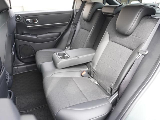 ヴェゼル e:HEVZ デモカー 9インチナビ 全周囲カメラ ドラレコ ETC2.0対応 アダプティブクルーズコントロール シートヒーター Bluetooth USB入力端子 LEDヘッドライト 衝突被害軽減ブレーキ 禁煙車(10枚目)