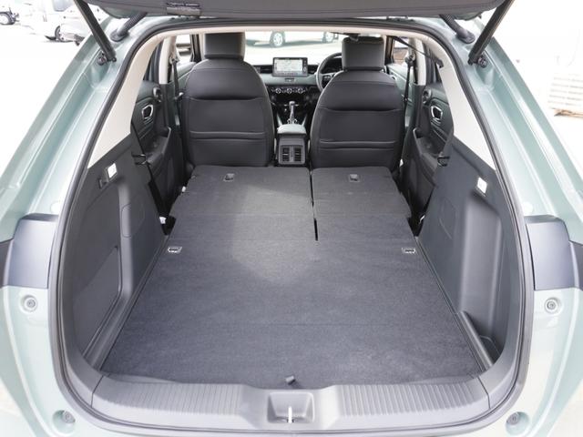 ヴェゼル e:HEVZ デモカー 9インチナビ 全周囲カメラ ドラレコ ETC2.0対応 アダプティブクルーズコントロール シートヒーター Bluetooth USB入力端子 LEDヘッドライト 衝突被害軽減ブレーキ 禁煙車(12枚目)