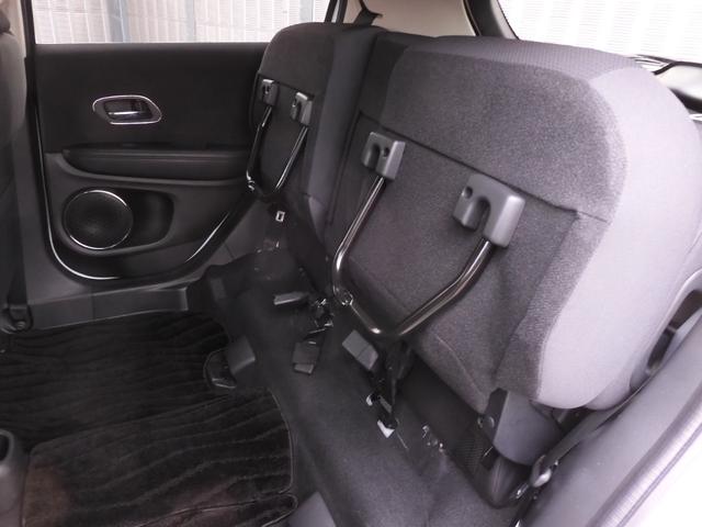 ヴェゼル ハイブリッドＸ・ホンダセンシング　ワンオーナー　４ＷＤ　８型ナビ　バックカメラ　ＥＴＣ　アダプティブクルーズコントロール　シートヒーター　Ｂｌｕｅｔｏｏｔｈ　ＵＳＢ入力端子　ＬＥＤヘッドライト　衝突被害軽減ブレーキ　浸水ヒーテドミラー（10枚目）