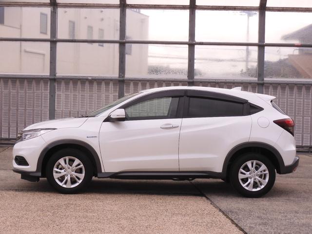 ヴェゼル ハイブリッドＸ・ホンダセンシング　ワンオーナー　４ＷＤ　８型ナビ　バックカメラ　ＥＴＣ　アダプティブクルーズコントロール　シートヒーター　Ｂｌｕｅｔｏｏｔｈ　ＵＳＢ入力端子　ＬＥＤヘッドライト　衝突被害軽減ブレーキ　浸水ヒーテドミラー（15枚目）