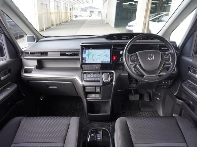 ステップワゴンスパーダ スパーダハイブリッドGホンダセンシング ワンオーナー 10インチナビ バックカメラ ドラレコ ETC アダプティブクルーズコントロール 両側電動スライドドア Bluetooth LEDヘッドライト 衝突被害軽減ブレーキ フルセグ 禁煙車(8枚目)
