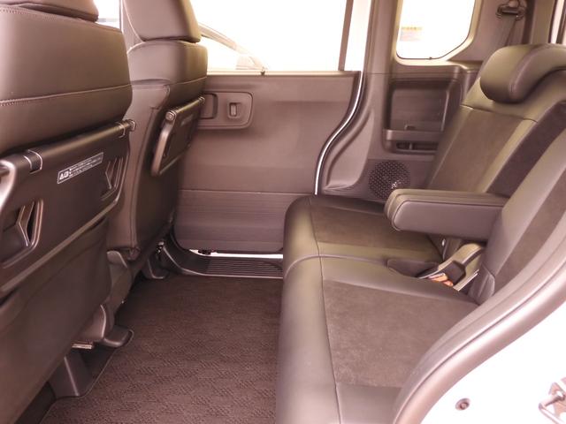 N-BOXカスタム ターボ デモカー 9インチナビ バックカメラ ドラレコ ETC アダプティブクルーズコントロール 両側電動スライドドア シートヒーター Bluetooth LEDヘッドライト 衝突被害軽減ブレーキ 禁煙車(39枚目)