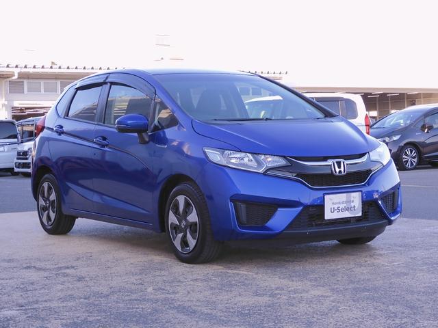 フィットハイブリッド Fパッケージ ワンオーナー車 7インチナビ(純正用品 VXM-174VFXi) バックカメラ ETC Bluetooth接続 オートエアコン スマートキー フルセグTV CD・DVD再生 盗難防止装置(25枚目)