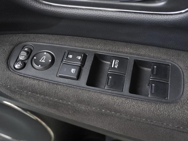 ヴェゼル ハイブリッドＲＳ・ホンダセンシング　ワンオーナー　７インチナビ　バックカメラ　ドラレコ　ＥＴＣ　アダプティブクルーズコントロール　シートヒーター　Ｂｌｕｅｔｏｏｔｈ　ＬＥＤヘッドライト　オートエアコン　衝突被害軽減ブレーキ　盗難防止装置（42枚目）