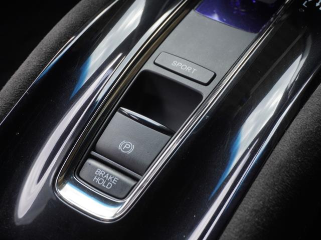 ヴェゼル ハイブリッドＲＳ・ホンダセンシング　ワンオーナー　７インチナビ　バックカメラ　ドラレコ　ＥＴＣ　アダプティブクルーズコントロール　シートヒーター　Ｂｌｕｅｔｏｏｔｈ　ＬＥＤヘッドライト　オートエアコン　衝突被害軽減ブレーキ　盗難防止装置（62枚目）