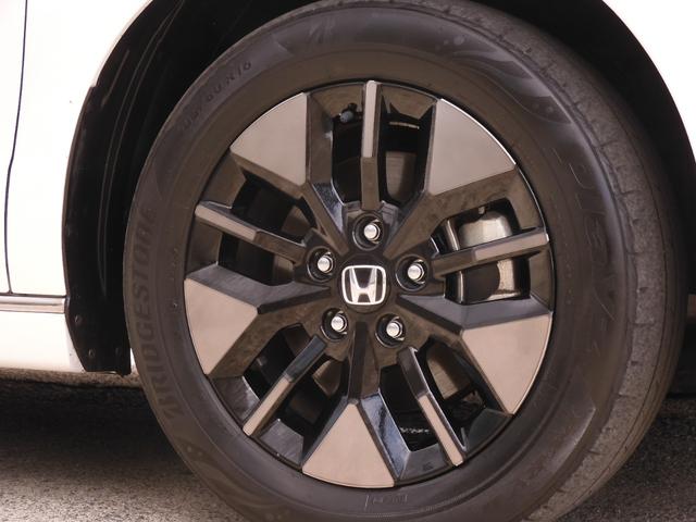 ステップワゴン ｅ：ＨＥＶスパーダ　タイヤ４本交換　純正１１．４インチナビ　３カメラドラレコ　純正デジタルインナーミラー　ＨＤＭＩ　１５インチリア席モニター　フルセグ　Ｂｌｕｅｔｏｏｔｈ　オートハイビーム　レーンキープ　いまコレ＋（38枚目）