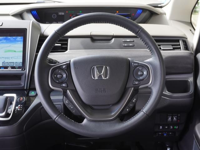 フリードハイブリッド ハイブリッド・Ｇ　ワンオーナー　９インチナビ　バックカメラ　ドラレコ　ＥＴＣ　アダプティブクルーズコントロール　両側電動スライドドア　シートヒーター　Ｂｌｕｅｔｏｏｔｈ　ＬＥＤヘッドライト　衝突被害軽減ブレーキ（39枚目）