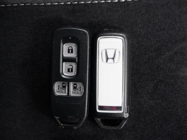 N-BOXカスタム G・Lターボホンダセンシング 1年保証ナビDレコRカメETC両電扉BT地デジ アダプティブクルーズコントロール Bluetooth 障害物センサー サイドステップガーニッシュ パドルシフト ルーフコンソールボックス アルミホイール(19枚目)