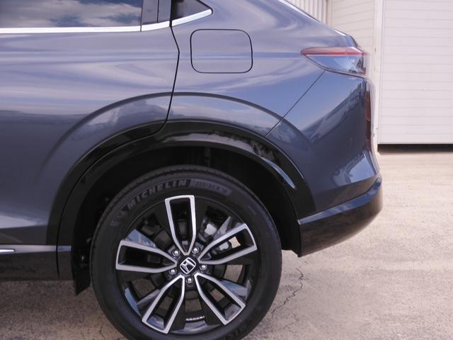 ヴェゼル e:HEVZ 1オーナー コネクトディスプレイ9インチ フルセグ 全周囲カメラ ETC2.0(ナビ連動) 前後障害物センサー 衝突軽減ブレーキ 電動リアゲート シートヒーター ブラインドスポット LEDフォグライト(39枚目)