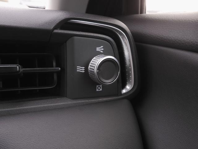 ヴェゼル e:HEVZ 1オーナー コネクトディスプレイ9インチ フルセグ 全周囲カメラ ETC2.0(ナビ連動) 前後障害物センサー 衝突軽減ブレーキ 電動リアゲート シートヒーター ブラインドスポット LEDフォグライト(68枚目)