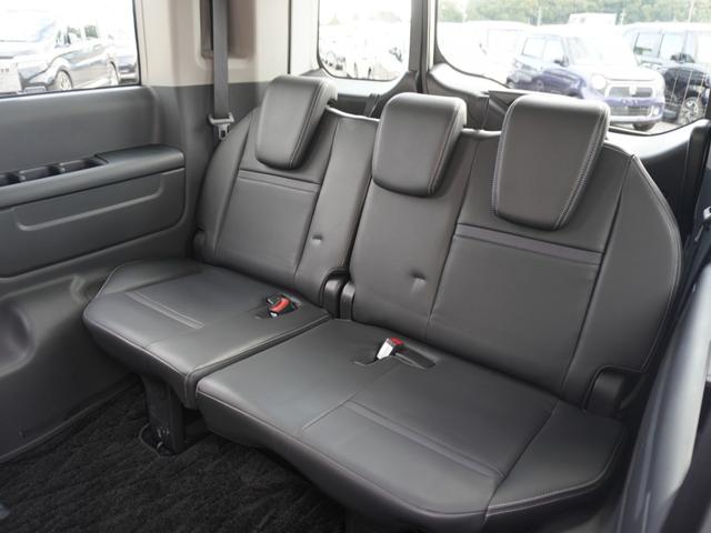 ステップワゴンスパーダ ｅ：ＨＥＶスパーダＧ・ＥＸホンダセンシング　ワンオーナー　１０インチナビ　全周囲カメラ　ドラレコ　ＥＴＣ　アダプティブクルーズコントロール　両側電動スライドドア　シートヒーター　Ｂｌｕｅｔｏｏｔｈ　ＬＥＤヘッドライト　衝突被害軽減ブレーキ（12枚目）