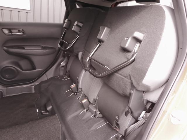 フィット e:HEVRS 元当社デモカー 9インチナビ バックカメラ ETC2.0 アダプティブクルーズコントロール Bluetooth USB入力端子 LEDヘッドライト 衝突被害軽減ブレーキ 障害物センサー 禁煙車(11枚目)