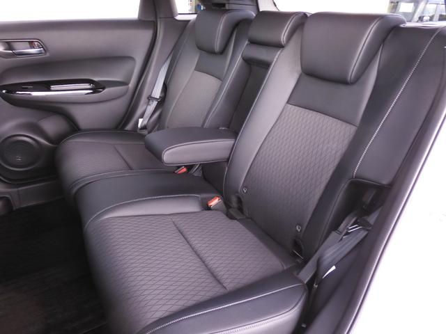 フィット e:HEVリュクス ワンオーナー車 8インチナビ(純正用品VXM-205VFEi) バックカメラ ドラレコ ETC Bluetooth USB入力端子 LEDオートライト 衝突被害軽減ブレーキ 純正アルミ シートヒーター(10枚目)